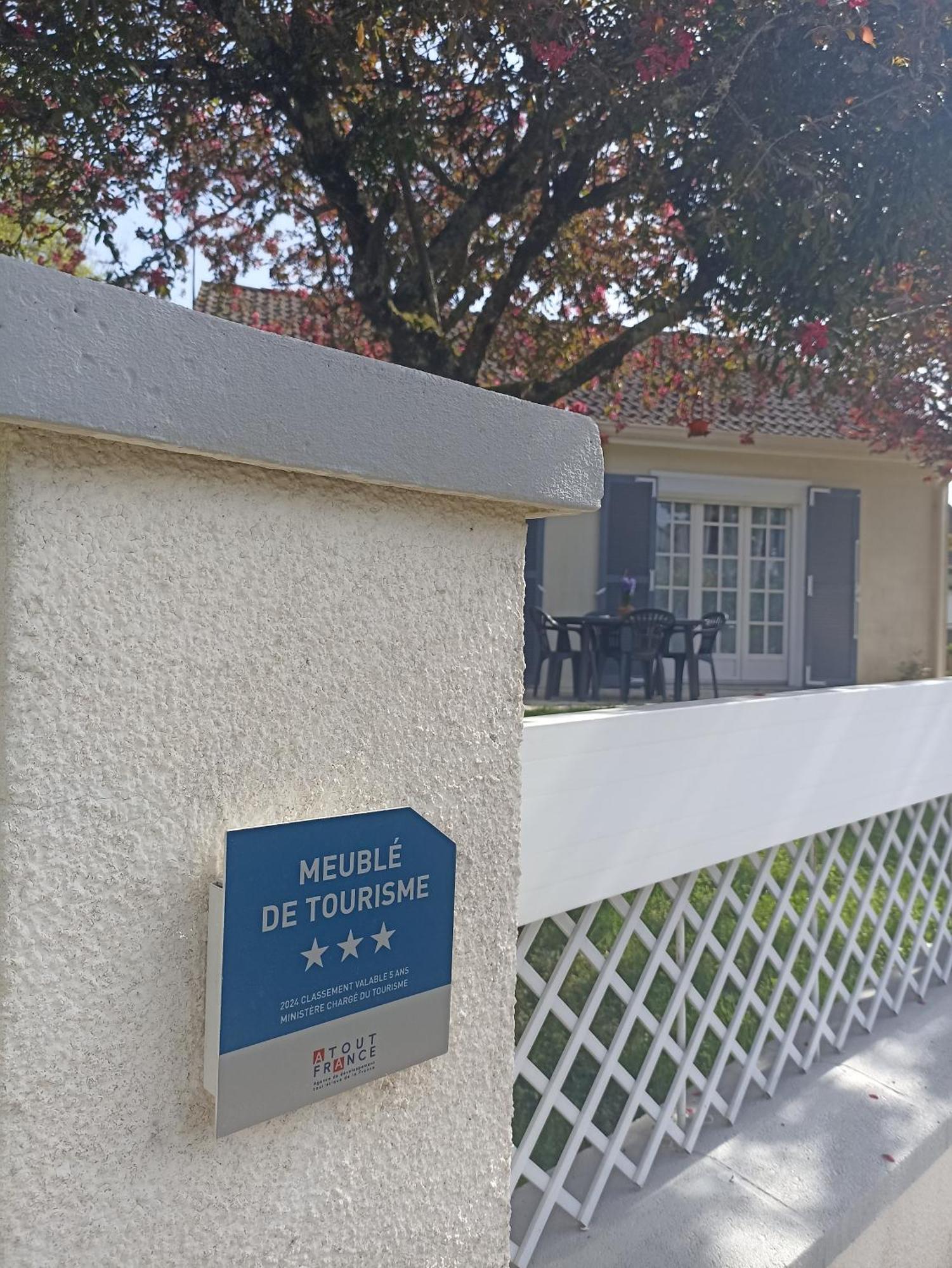 Entre 2 Chateaux Онзен Экстерьер фото